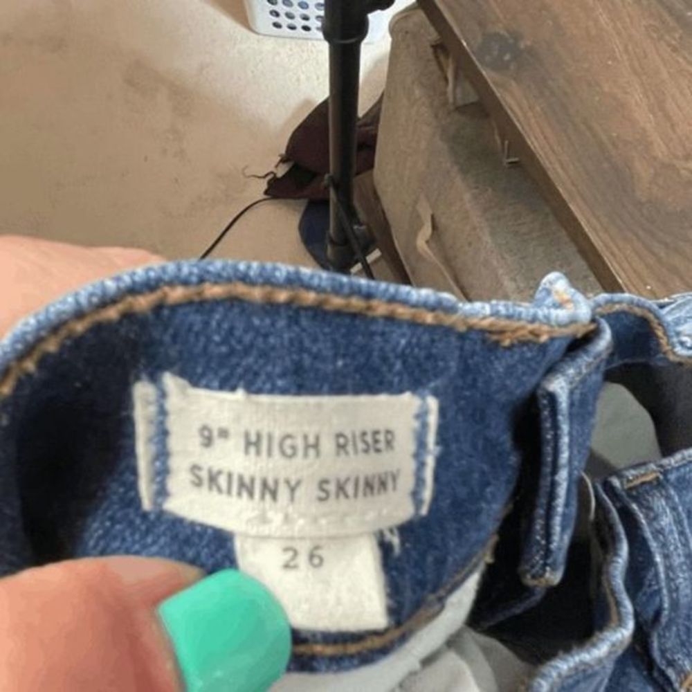 Madewell 9 Inch‎ High Riser Skinny Skinny Jeans - Picture 3 of 3